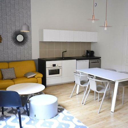 Cosy Apartment Ideally Located In The Old Town Lione Esterno foto