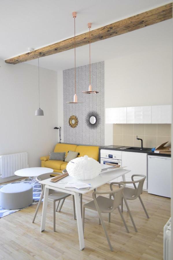 Cosy Apartment Ideally Located In The Old Town Lione Esterno foto